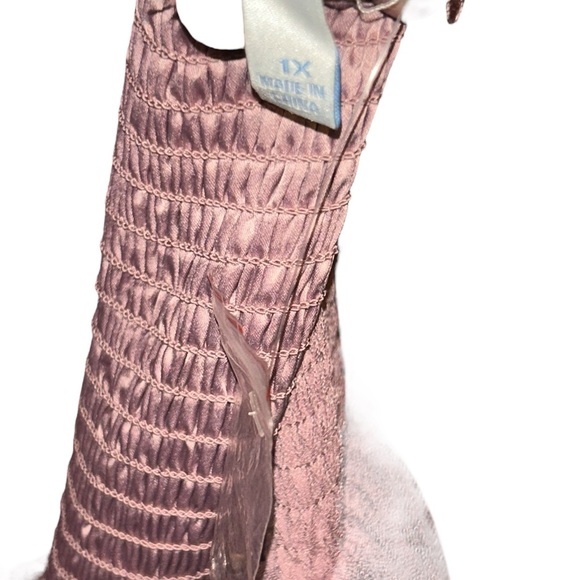 Geode Formal Dress/ sleeveless midi - Picture 6 of 7